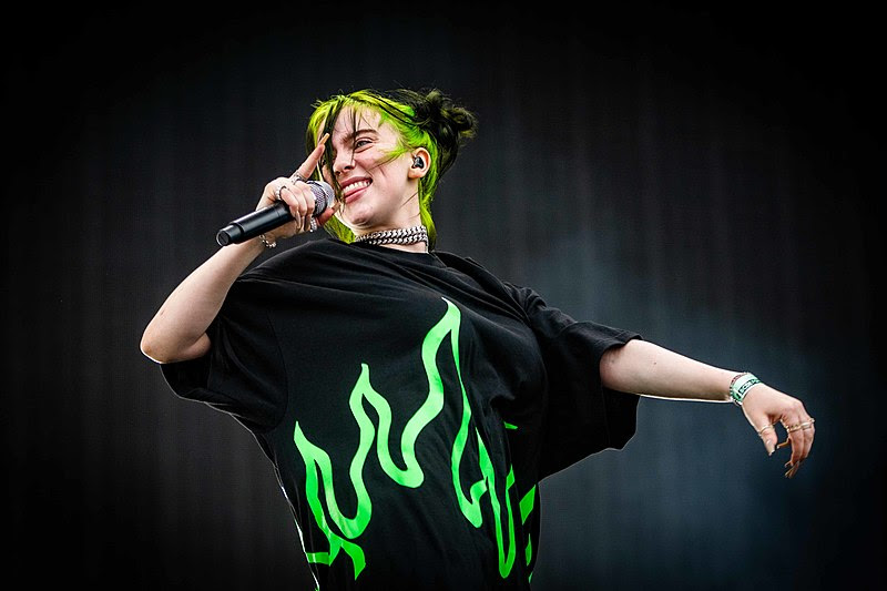 Billie+Eilish+has+become+one+of+the+most+popular+artists+today%2C+at+the+young+age+of+18.