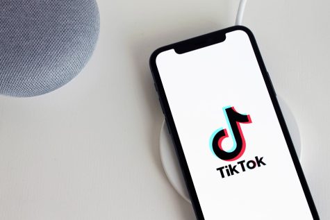 TIktok makes their videos longer to keep their audience on the app.