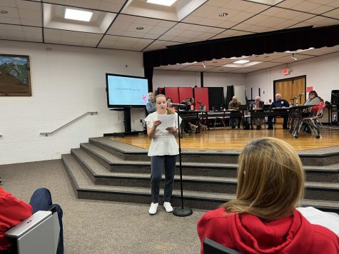 Senior Isabella Kuhn presented the impact the UPAL program has had on her education and the opportunities it has opened up for her at the October BOE meeting. 